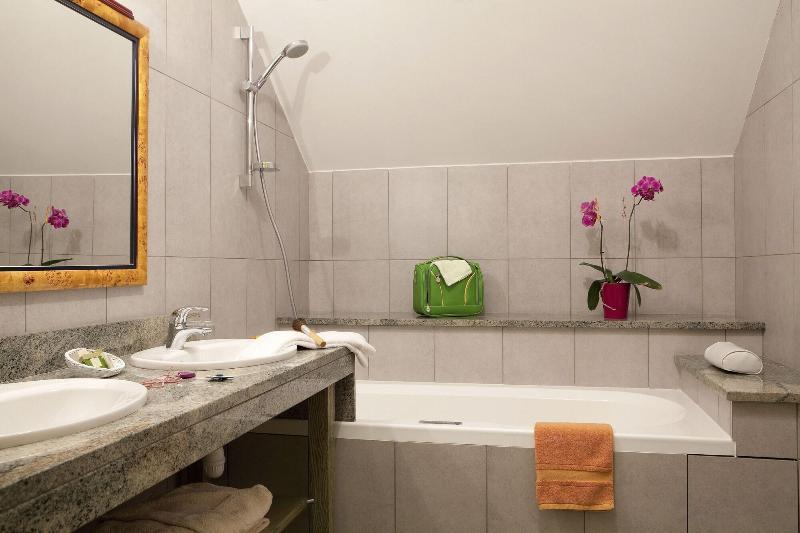 Logis Hotel O En Couleur Oucques-la-Nouvelle Exteriér fotografie